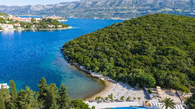 リゾートホテル Aminess Port 9 Hotel & Residence