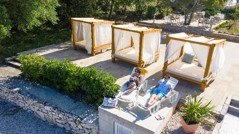 リゾートホテル Aminess Port 9 Hotel & Residence