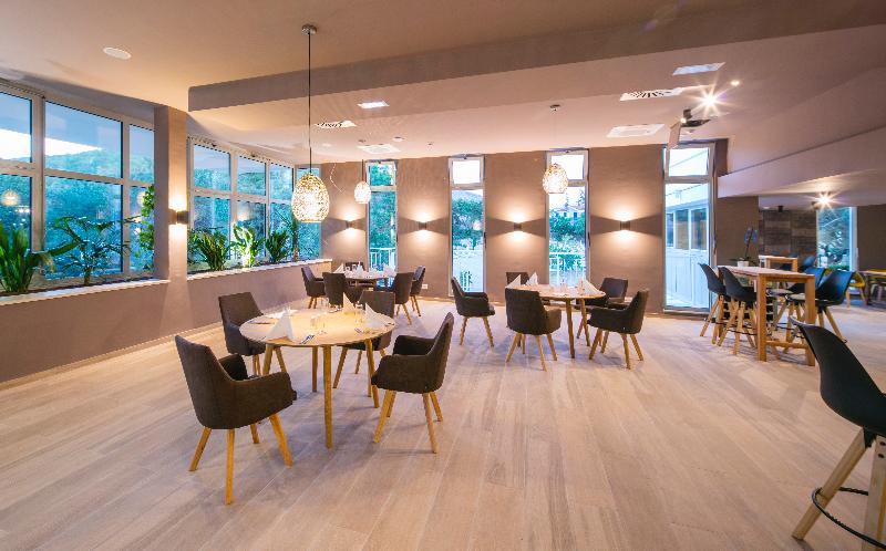 Курорт Aminess Port 9 Hotel & Residence