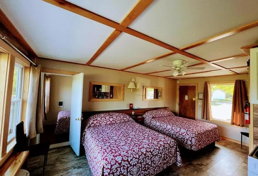 Eden Village Motel And Cottages