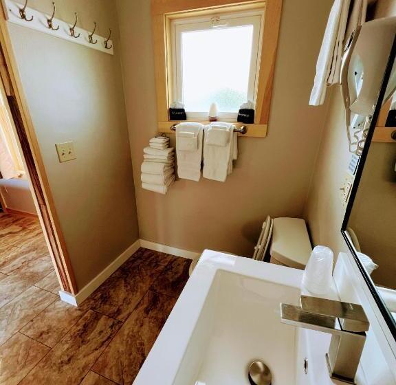 Eden Village Motel And Cottages