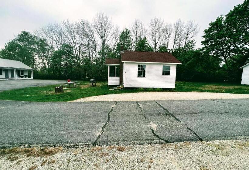 Eden Village Motel And Cottages