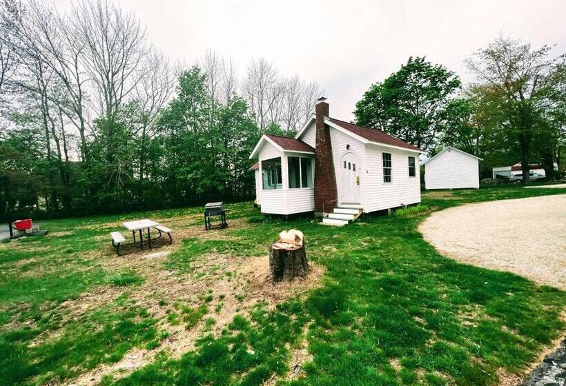 Eden Village Motel And Cottages