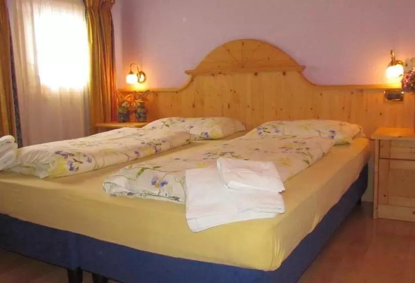 هتل Appartamenti La Fonte