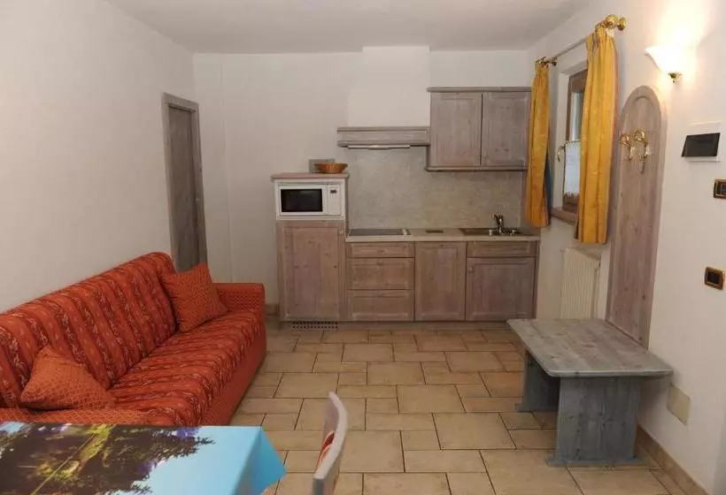 هتل Appartamenti La Fonte