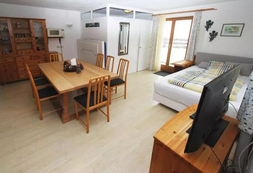 هتل Appartements Berger