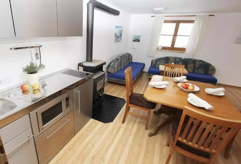 هتل Appartements Berger