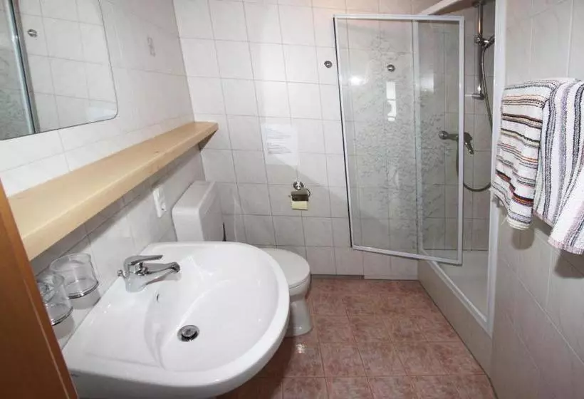 هتل Appartements Berger