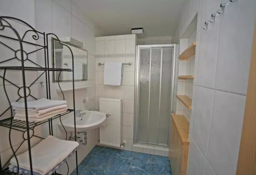 هتل Appartements Berger