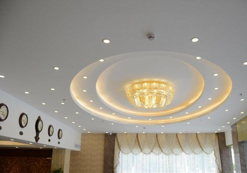 ホテル E E Business