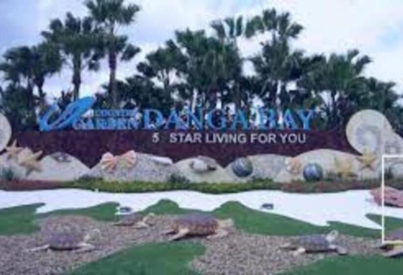 בית מלון כפרי Forest City Marina