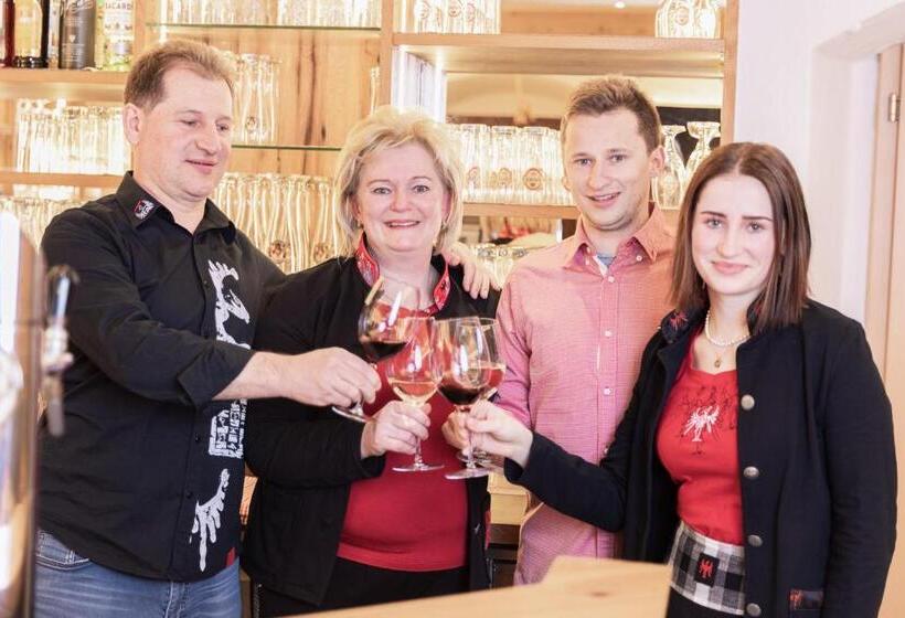 Отель Gasthof Aigner