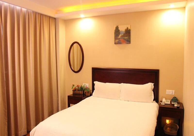 בית מלון כפרי Greentree Inn Shanghai Caoan Road Textile Express
