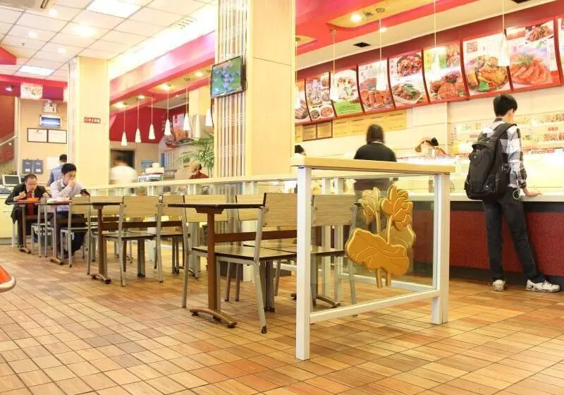 Hotelli Greentree Inn Shanghai Caoan Road Textile Express