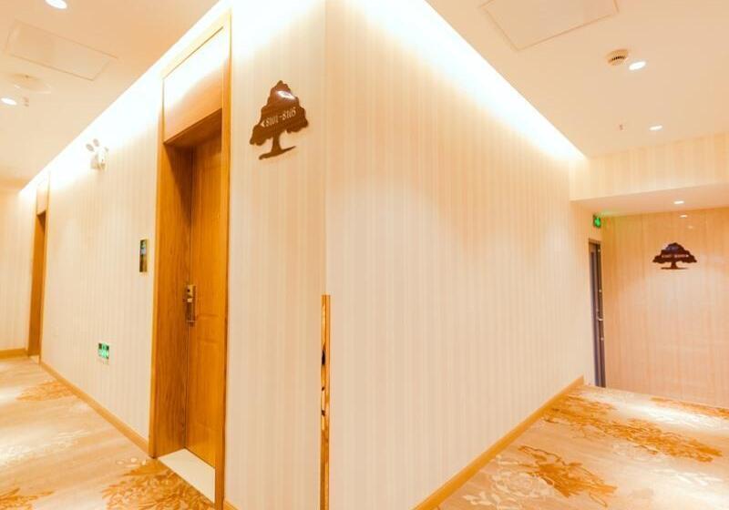 בית מלון כפרי Greentree Inn Shanghai Caoan Road Textile Express