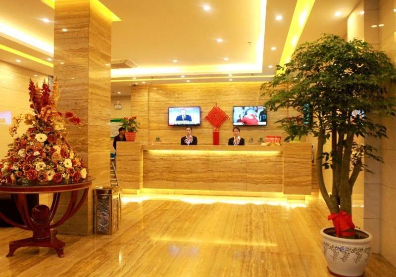 Отель Greentree Inn Shanghai Hongqiao Hub Caoan Road Huajiang Branch Road Express