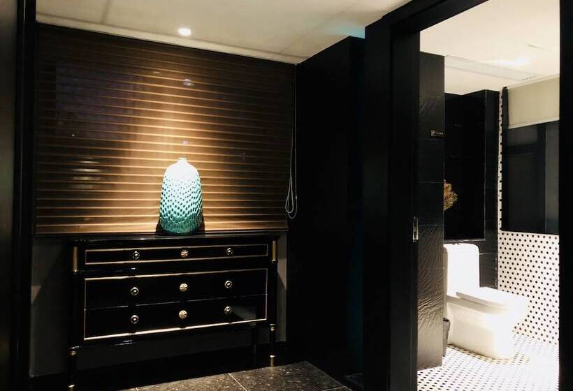 Likto Hotel Free Shuttle Bus To Canton Fair