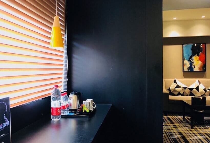 Likto Hotel Free Shuttle Bus To Canton Fair