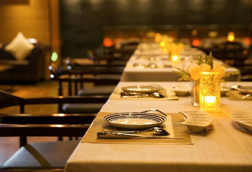 Likto Hotel Free Shuttle Bus To Canton Fair