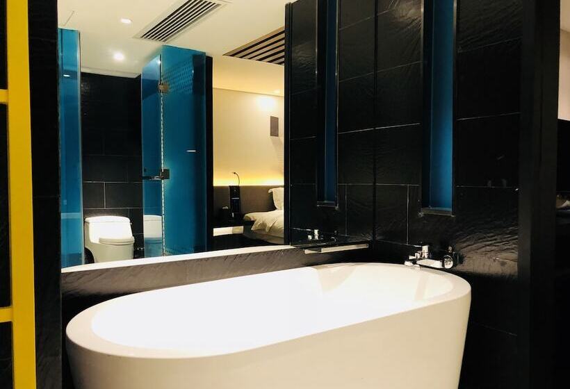 Likto Hotel Free Shuttle Bus To Canton Fair