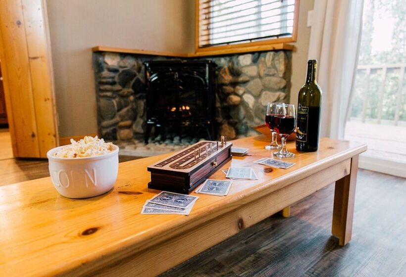 فندق Pine River Ranch B&b