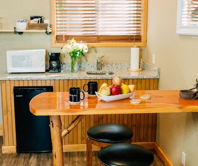 فندق Pine River Ranch B&b