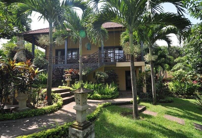 ホテル Puri Mangga Sea View Resort & Spa