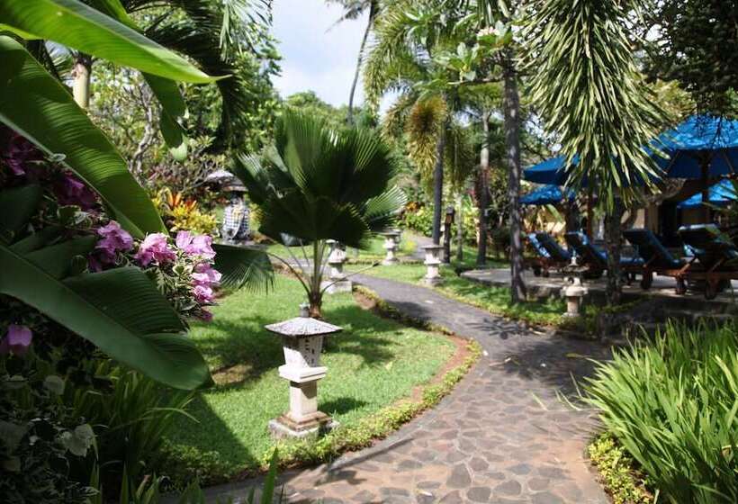 ホテル Puri Mangga Sea View Resort & Spa