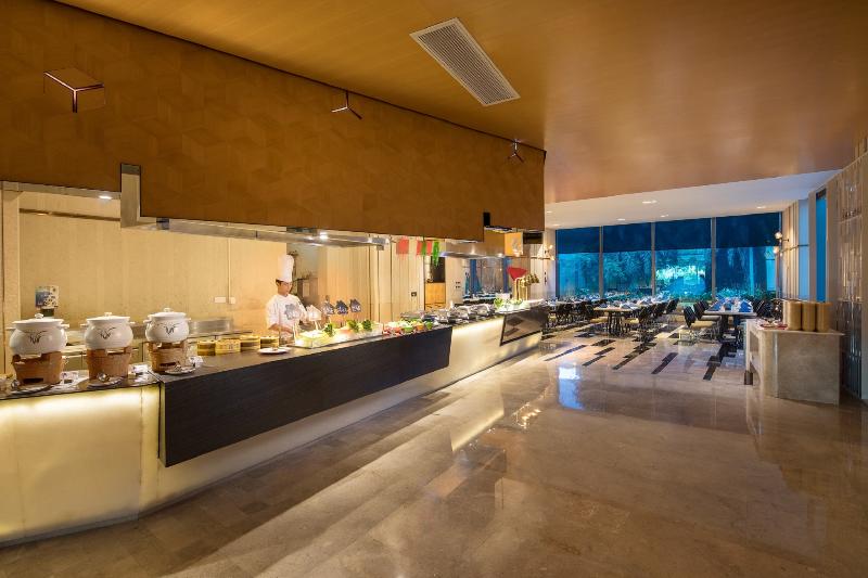 فندق Ramada Plaza By Wyndham Sanya Bay