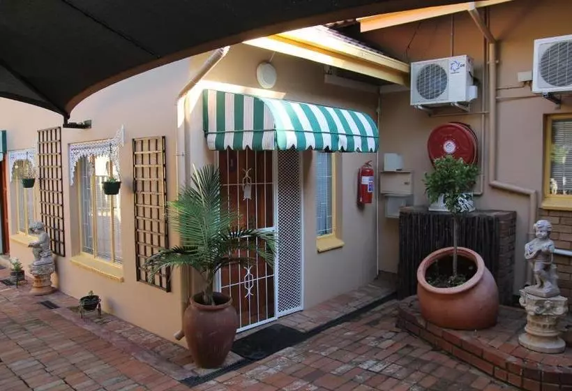 هتل Sekelbos Guesthouse