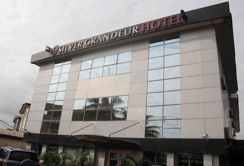 هتل Silver Grandeur
