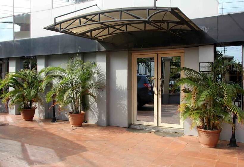 هتل Silver Grandeur