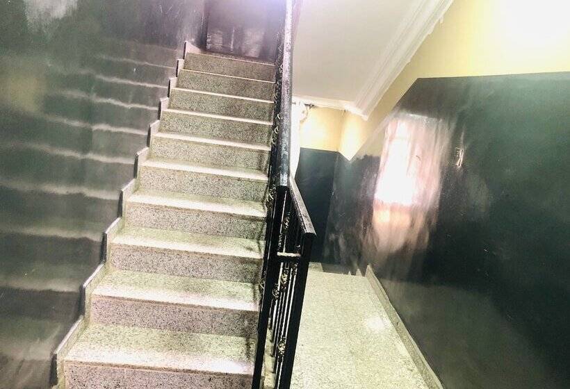 هتل Silver Grandeur