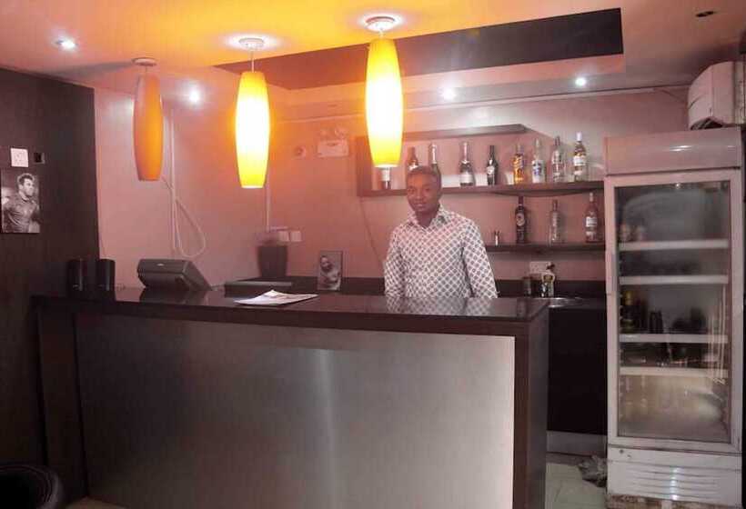 هتل Silver Grandeur