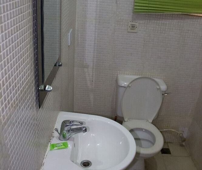 هتل Silver Grandeur