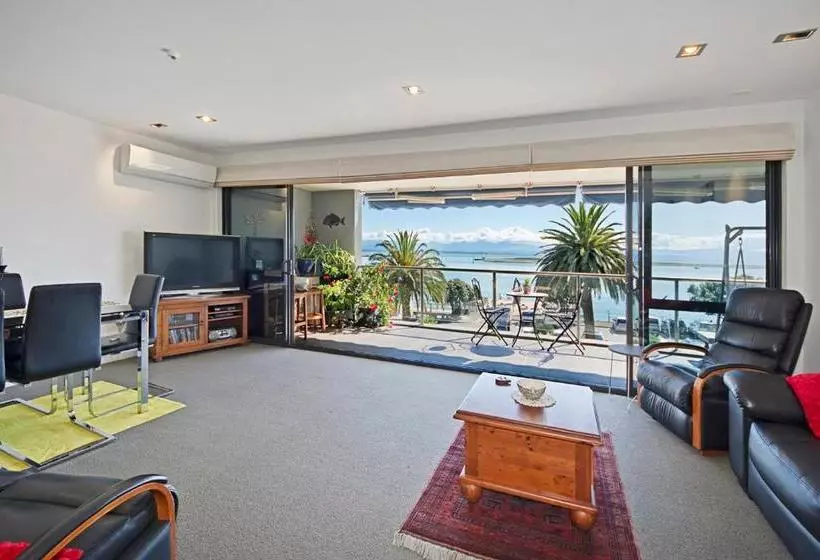 ホテル Waterfront Apartments Nelson