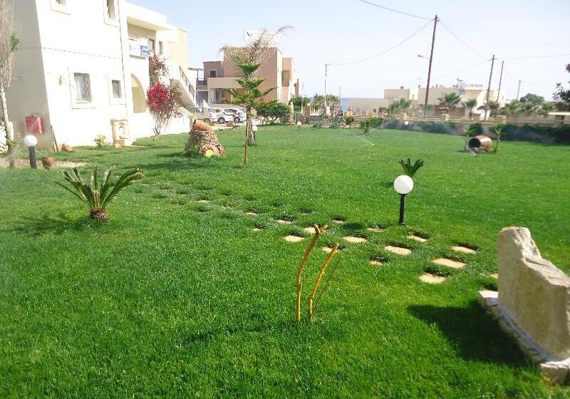 Almyra Apartments & Suites