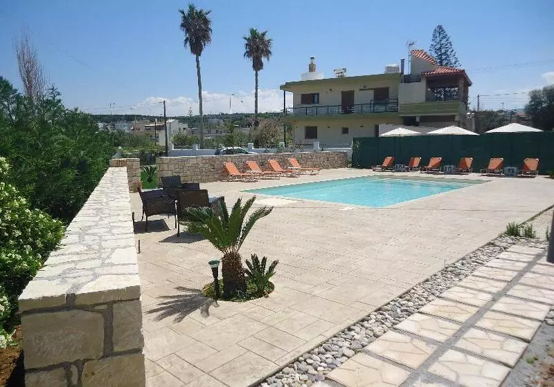 Almyra Apartments & Suites