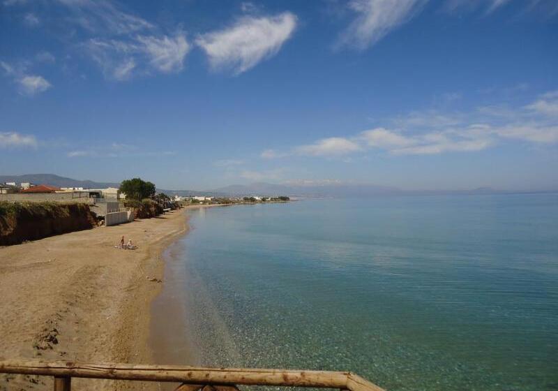 Almyra Apartments & Suites