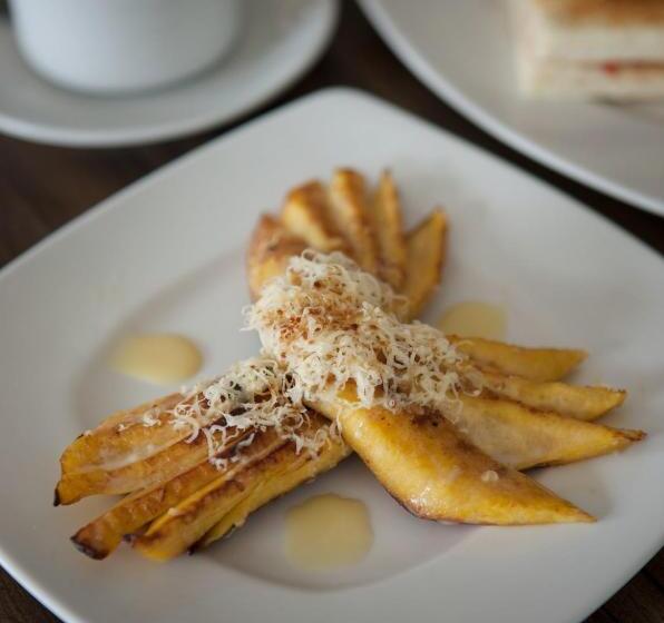 Amaris Hotel Mampang Jakarta