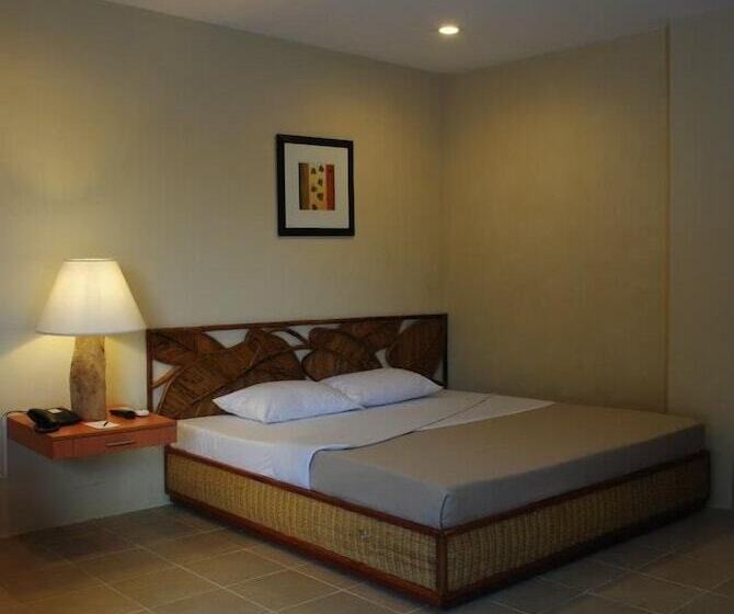 Hotel Almont Beach Resort