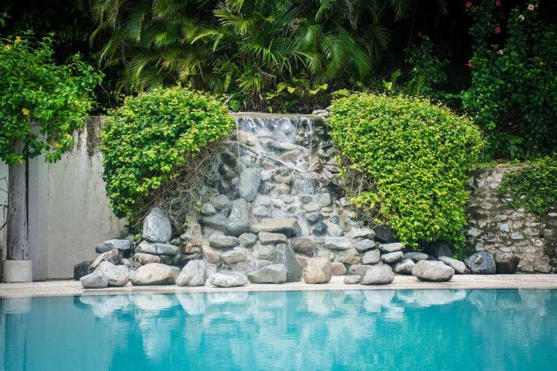 Hotel Almont Beach Resort