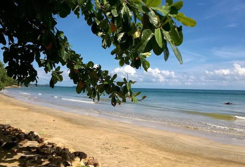 فندق Bonhomie Beach Cottages