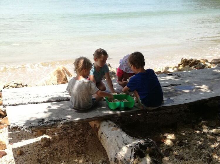 فندق Bonhomie Beach Cottages