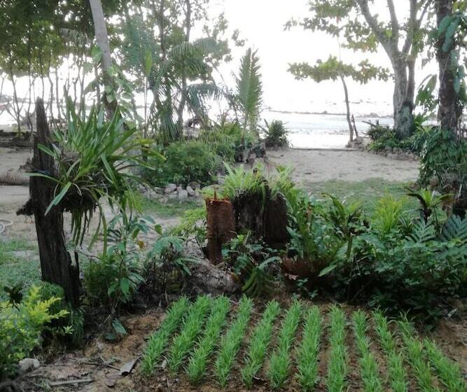 فندق Bonhomie Beach Cottages