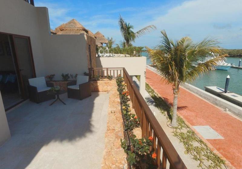 Szálloda Grand Marina Kinuh