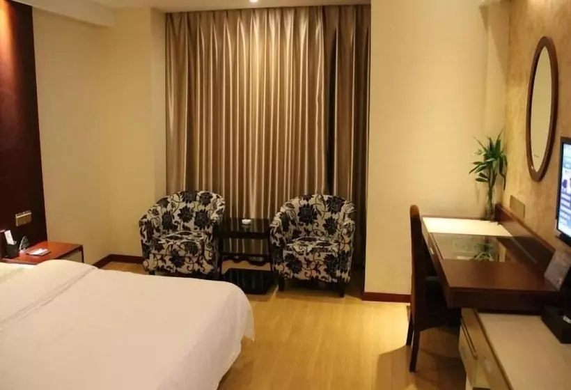 ホテル Greentree Inn Nantong Tongzhou Shiji Avenue Jianghaihuangdu Express