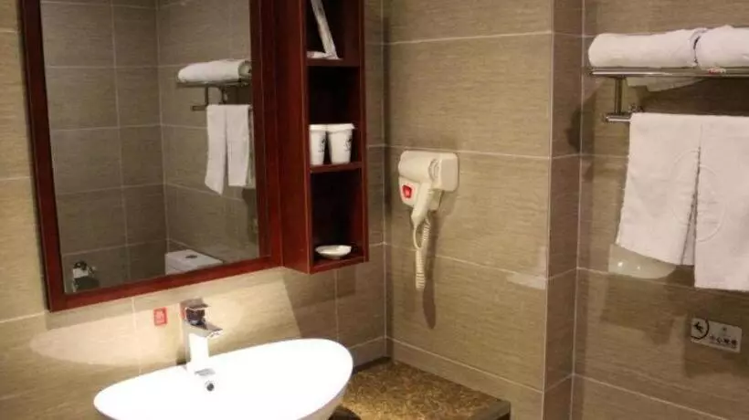 ホテル Greentree Inn Nantong Tongzhou Shiji Avenue Jianghaihuangdu Express