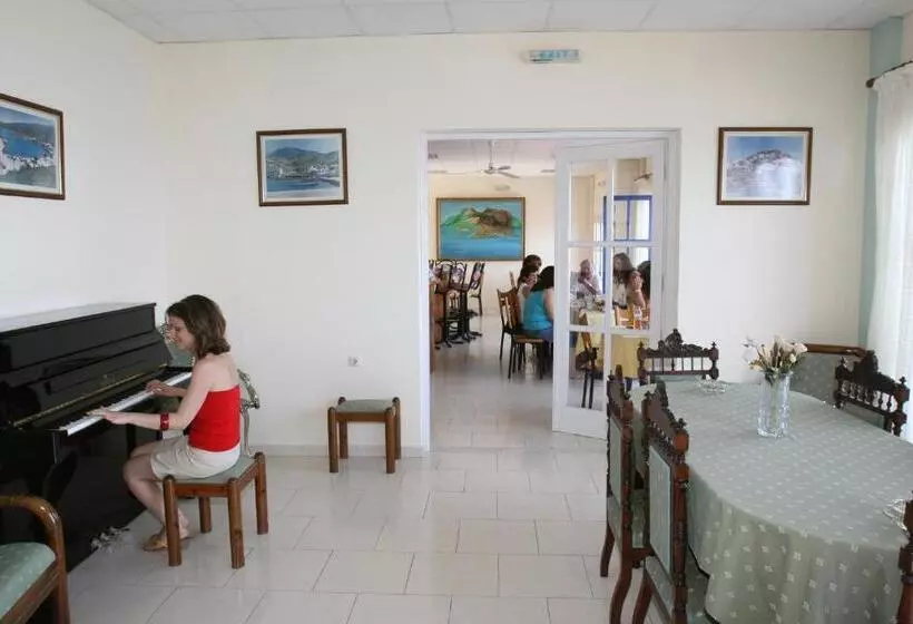 ホテル Guest House Polyvotis