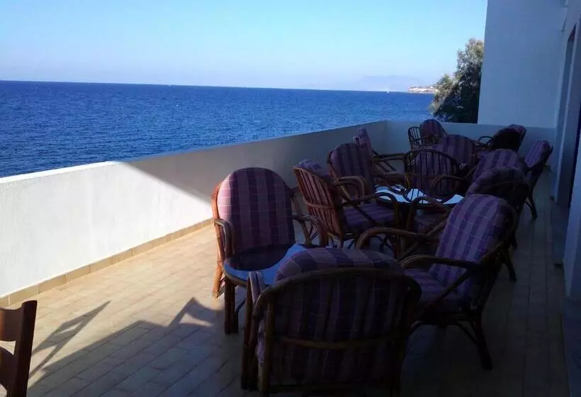 ホテル Guest House Polyvotis